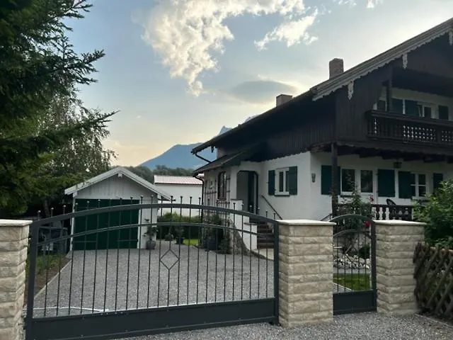 Landhaus Falkennest Flintsbach 0*,
